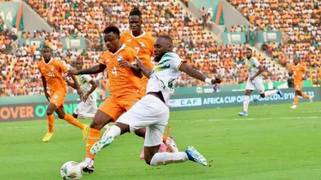كأس الأمم الأفريقية: ساحل العاج تحقق المعجزة وتفوز على مالي بعشرة لاعبين لتتأهل إلى نصف النهائي