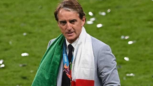 استقالة مفاجئة لروبرتو مانشيني من تدريب المنتخب الإيطالي