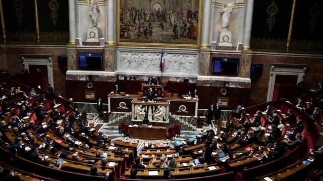 فرنسا: الجمعية الوطنية تصادق على قانون يمنع التمييز على أساس الشَّعر