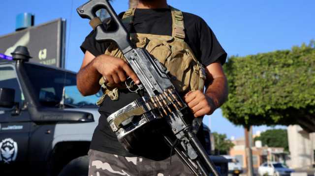 هدوء حذر بالعاصمة الليبية بعد اشتباكات عنيفة بين مجموعتين مسلحتين نافذتين قتل فيها العشرات