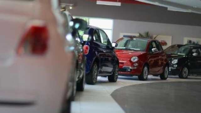 الشركة الإيطالية فيات تفتح مصنعا للسيارات في الجزائر