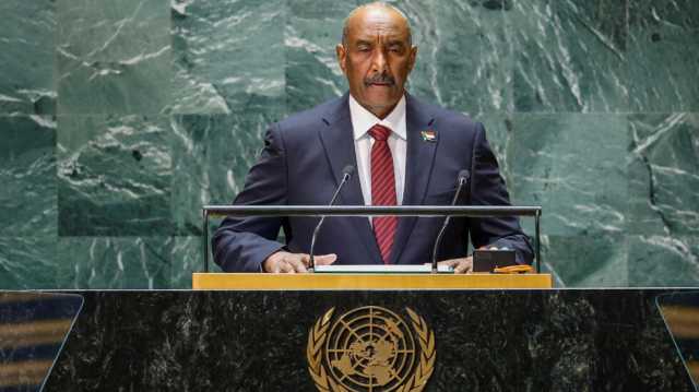 السودان: البرهان يحذر من فتيل حرب جديد في المنطقة وحميدتي مستعد لوقف النار