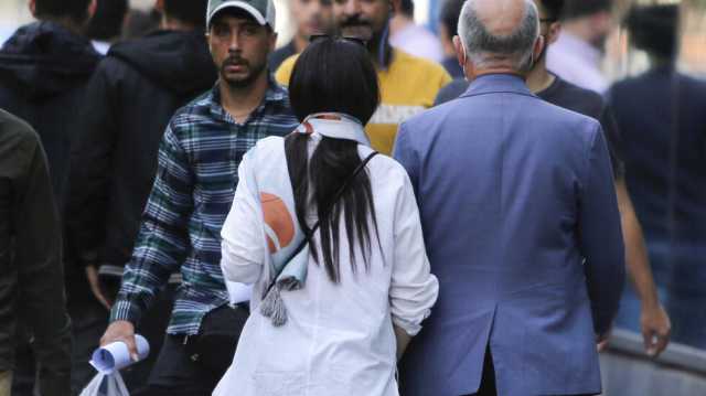 إيران تفرض العلاج النفسي على النساء اللواتي لا يحترمن إجبارية الحجاب