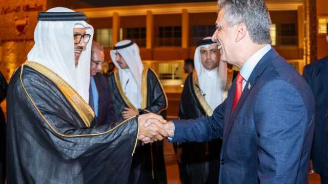 وفد سياسي وتجاري إسرائيلي برئاسة وزير الخارجية كوهين يصل البحرين لإجراء محادثات رسمية