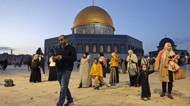 رمضان يحل على الفلسطينيين وسط أجواء كئيبة بسبب استمرار الحرب في غزة