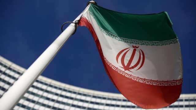 الاتحاد الأوروبي يدعو إيران إلى التراجع عن سحب اعتماد مفتشين لبرنامجها النووي