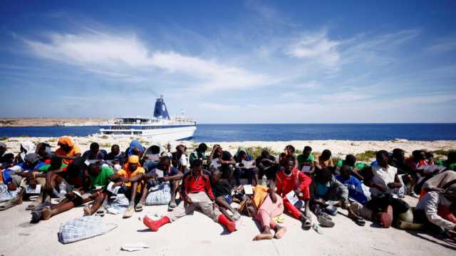 وصول أكثر من 6000 مهاجر إلى لامبيدوزا الإيطالية في يوم واحد