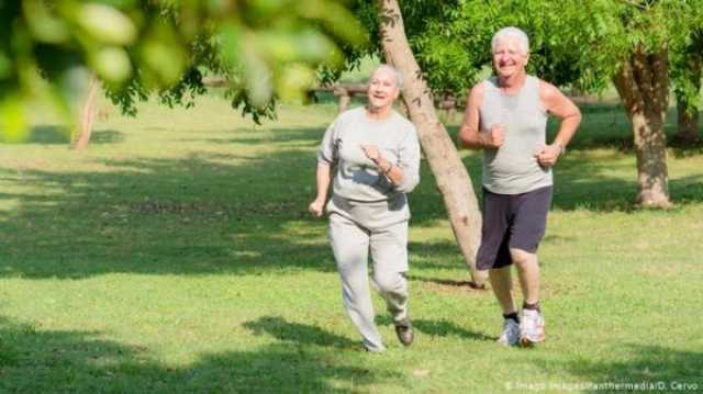 لماذا تتراجع أعمار الرجال مقارنة بالنساء؟ دراسة حديثة تجيب