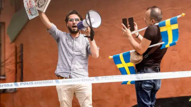 المتطرف موميكا يحرق نسخة من القرآن في السويد مجددا والسعودية تصدر بيانا شديد اللهجة