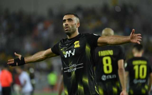 حمدالله يسجل هدفا غريبا ويهدي الاتحاد فوزا جديدا بالدوري السعودي (فيديو)