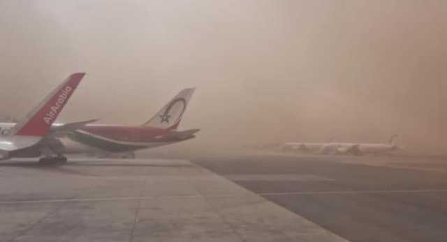 توقف حركة الطيران بمطار محمد الخامس بسبب العاصفة الرملية(صور)