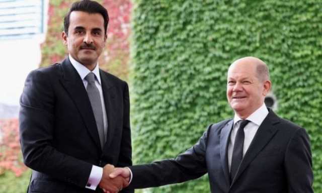 أمير قطر والمستشار الألماني يبحثان تداعيات الوضع الإنساني في فلسطين