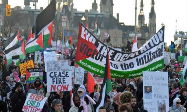 الآلاف يشاركون بمسيرة حاشدة في كندا دعما لفلسطين