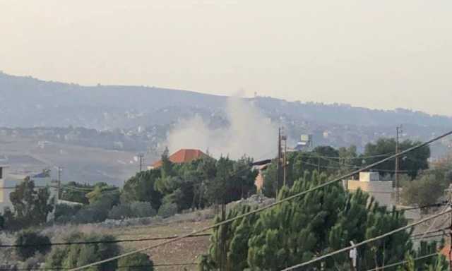 القصف المتبادل يتواصل.. إسرائيل تعلن إصابة جنود بصاروخ أطلق من لبنان