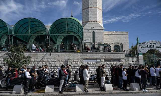 للجمعة التاسعة.. قيود إسرائيلية تحول دون صلاة الفلسطينيين في المسجد الأقصى