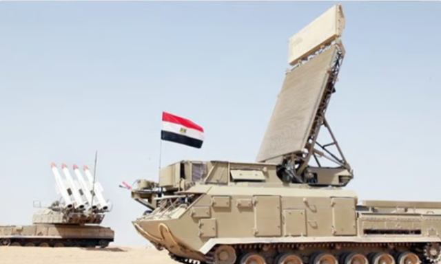 مصر.. الدفاعات الجوية تسقط جسما طائرا قبالة ساحل دهب