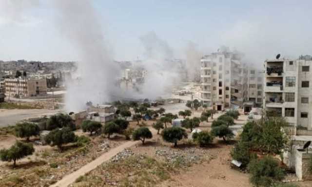 مقتل 2 وإصابة العشرات في قصف للنظام السوري على سوق إدلب