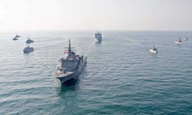 قيادي حوثي: استهداف قواتنا البحرية سيجلب لأمريكا وبريطانيا الويل
