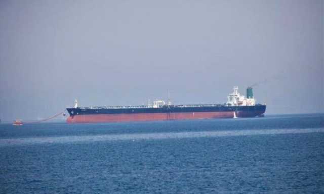إيران تعلن احتجاز سفينة أجنبية محملة بمليوني لتر وقود مهرب