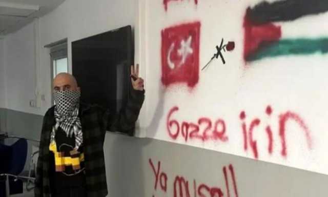 القبض على تركي احتجز رهائن بمصنع أمريكي في إسطنبول نصرة لغزة