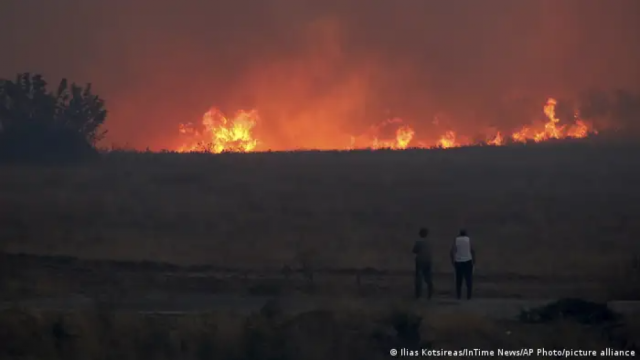 العثور على 18 جثة في منتزه باليونان يشتبه بأنها لمهاجرين