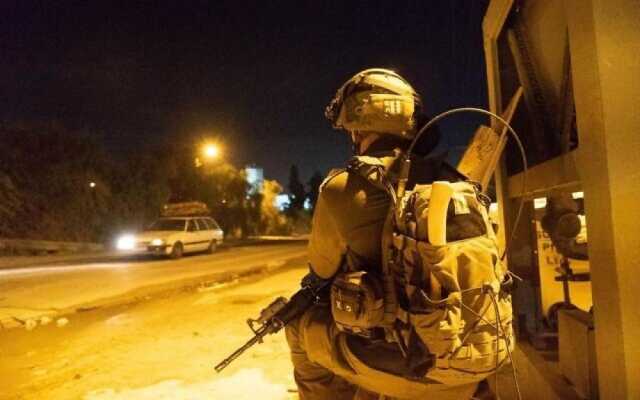 هستيريا إسرائيلية.. الاحتلال يشدد إجراءاته بالضفة ويغلق مداخل مدن