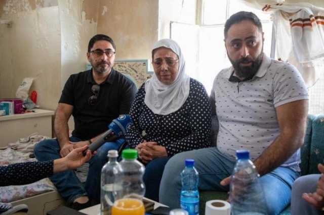 بعد طردها من منزلها.. الاحتلال يلُزم عائلة 'صب لبن' بدفع 48 ألف شيكل لـ'السارقين'
