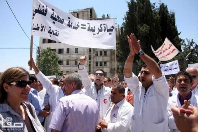 'النجار': يجب محاكمة نقيب الأطباء ومجلس نقابته بسبب الإضراب