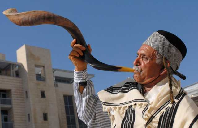 ماذا يعني 'نفخ البوق' في المسجد الأقصى؟