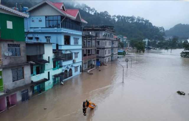 14 قتيلا وعشرات المفقودين بفيضانات في الهند