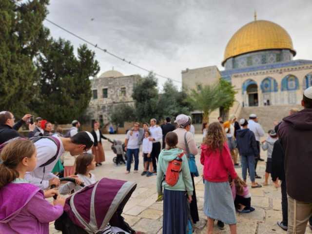 مئات المستوطنين يقتحمون الأقصى بسادس أيام 'عيد الُعرش' اليهودي