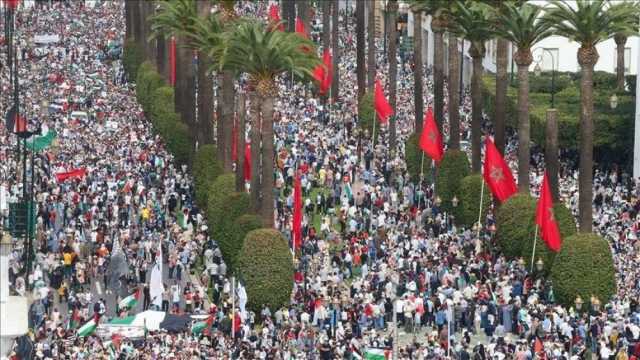 آلاف المغاربة يحتجون على حرب غزة