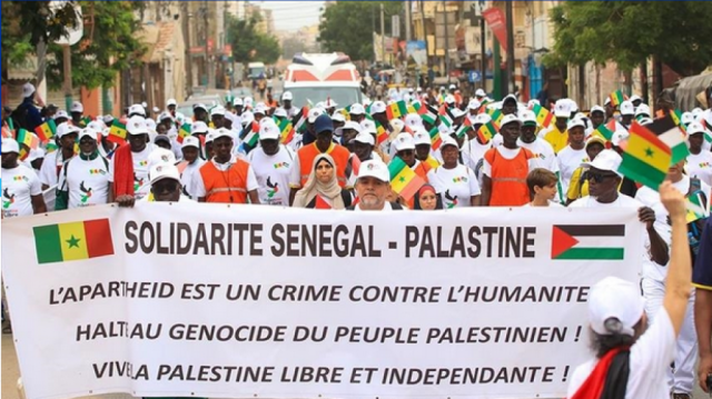  خروج مسيرة تضامنية مع فلسطين في السنغال