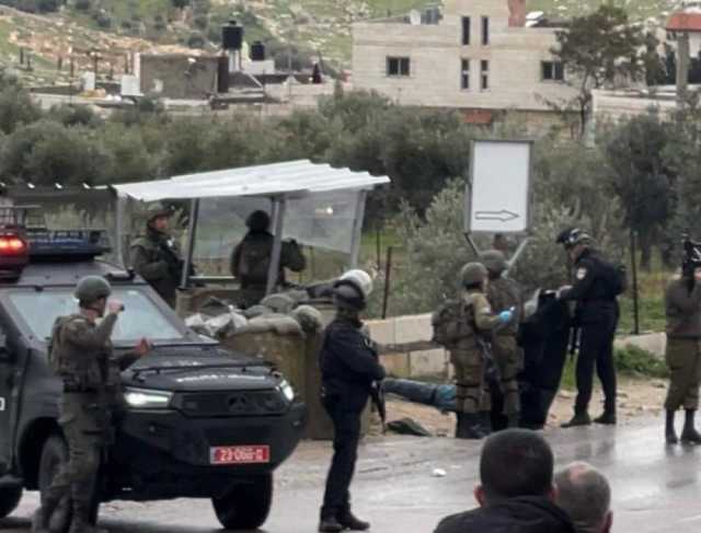 الاحتلال يعتقل مواطناً ومستوطنون يعتدون على آخر في الخليل