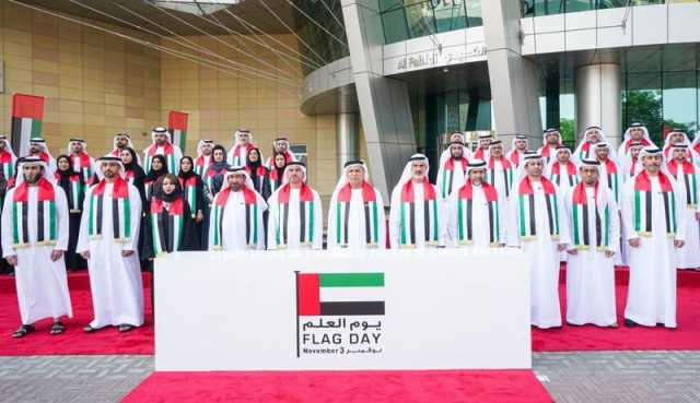 طرق دبي تشارك احتفالات الدولة بيوم العلم