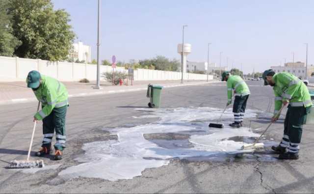 محكمة مرور العين تدين 3 متهمين بسبب الضجيج والاستعراض بمركباتهم بطريقة خطرة في الطريق العام