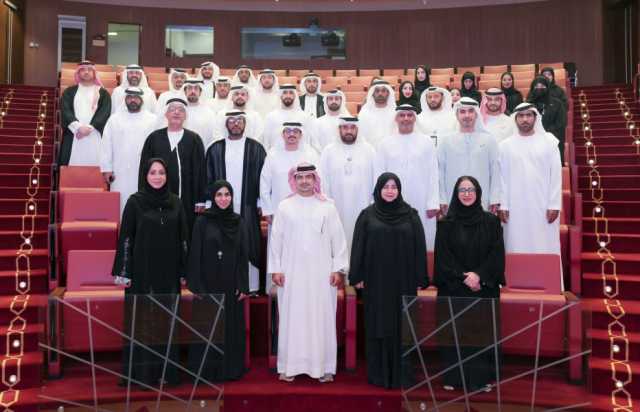 36 كاتب عدل خاص في أبوظبي يؤدون اليمين القانونية أمام وكيل دائرة القضاء