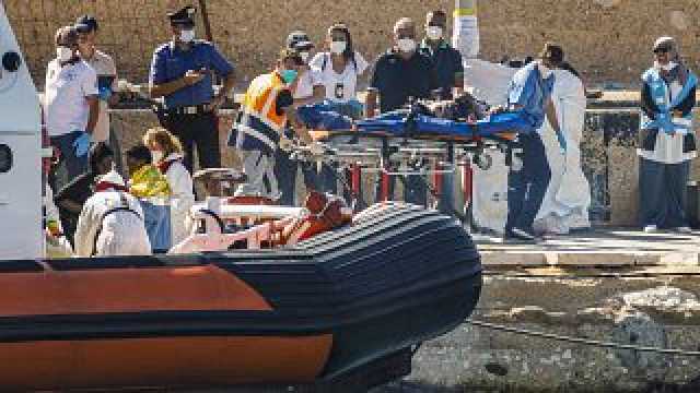 انتشال جثتين وإنقاذ 57 مهاجرا وفقدان العشرات في تحطم قاربين قبالة سواحل لامبيدوزا أبحرا من تونس
