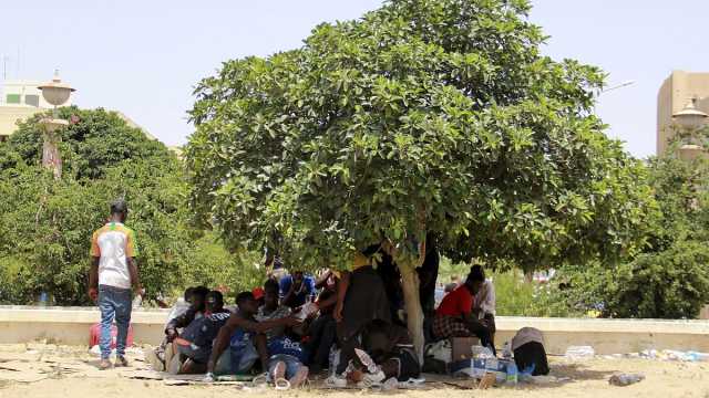 منظمة غير حكومية تدعو سلطات تونس إلى مراعاة الجانب الإنساني للمهاجرين غير النظاميين