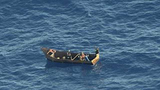 فيديو: عشرات المهاجرين يتنفسون الصعداء بعد مغادرتهم سواحل ليبيا على متن سفينة إغاثة غربية