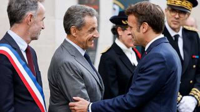 ساركوزي ينصح ماكرون بشأن الجزائر: لاتبْن صداقة مع من يستخدم فرنسا لتبرير إخفاقاته وافتقاره للشرعية