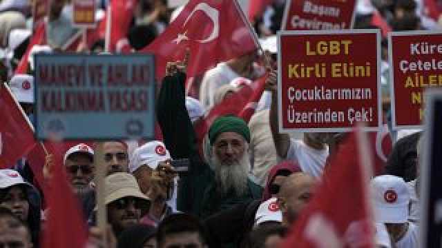 كيف يتعامل المجتمع التركي مع بطلاته الرياضيات المثليات جنسيا؟