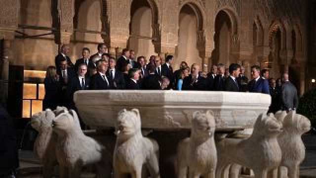 شاهد: زعماء وقادة الاتحاد الأوروبي يجولون في رحاب قصر الحمراء الأندلسي