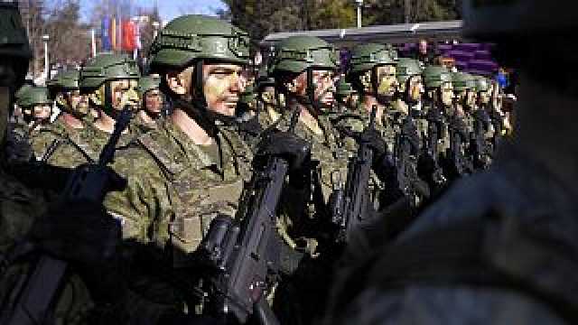 للمرة الأولى.. تركيا تتولى قيادة قوة حفظ السلام التابعة للناتو في كوسوفو