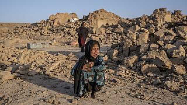 تقرير أممي: أكثر من 90% من ضحايا الزلزال الذي ضرب غرب أفغانستان كانوا من النساء والأطفال