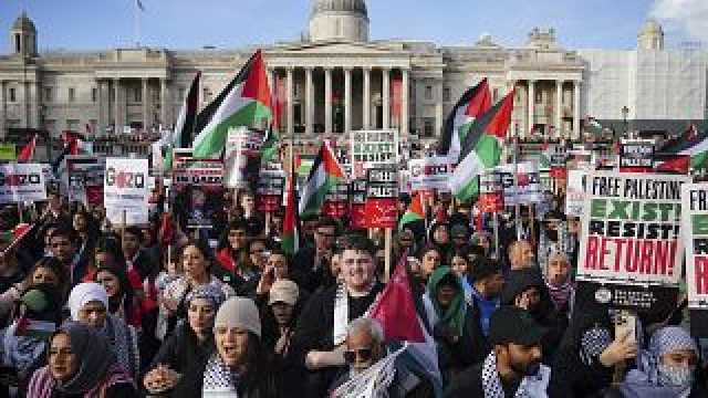 الدعوة لمسيرة مؤيدة للفلسطينيين يتوقع مشاركة الآلاف فيها تثير أزمة سياسية في بريطانيا