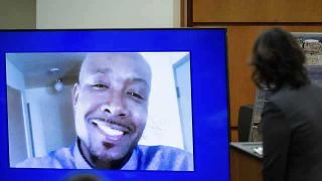 فيديو: محاكمة ثلاثة شرطيين أمريكيين في قضية مقتل رجل أسود عام 2022