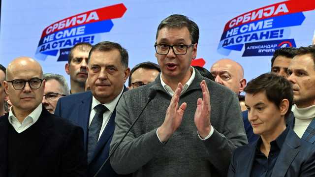 شاهد: الرئيس الصربي يعلن فوز حزبه في الانتخابات البرلمانية