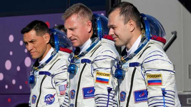 روسيا وناسا تتفقان على تمديد رحلاتهما إلى محطة الفضاء الدولية حتى 2025