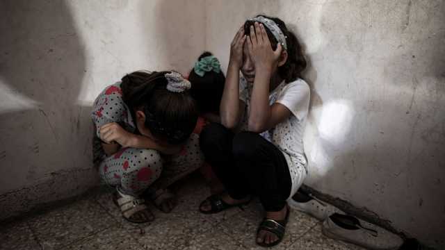 شاهد: هلع وفرار بعد إطلاق نار في خان يونس جنوب غزة